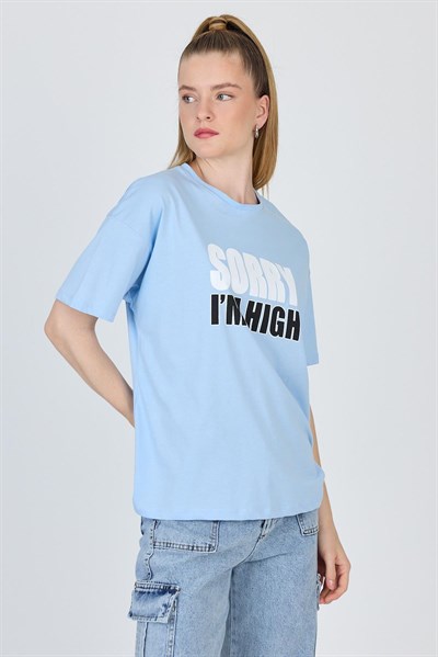 Mavi Yazı Baskılı %100 Pamuk Oversize Tişört 2150-7M