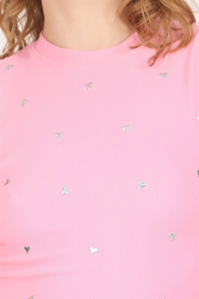 Pembe Gümüş Kalp Detaylı Crop Tişört 2499