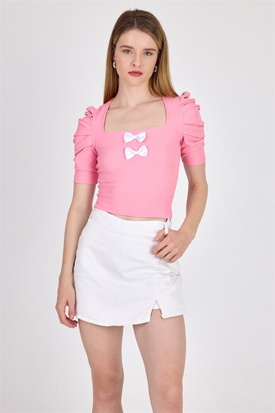Pembe Kare Yaka Fiyonk Detaylı Crop Bluz 1349