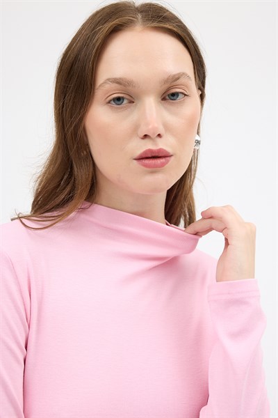 Pembe Yarım Boğaz Uzun Kollu Body 2069