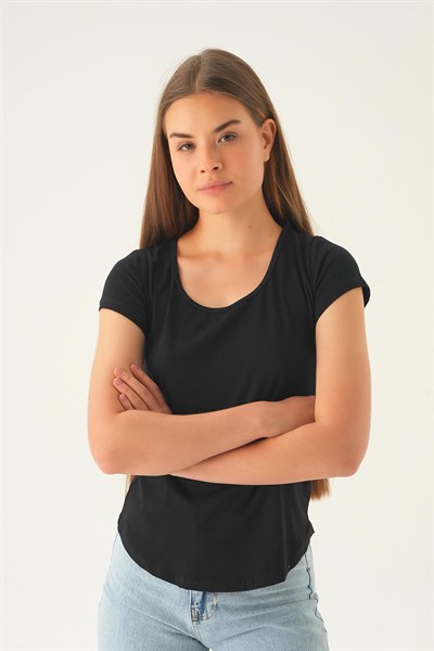 Siyah Arka Çapraz İp Tişört 922