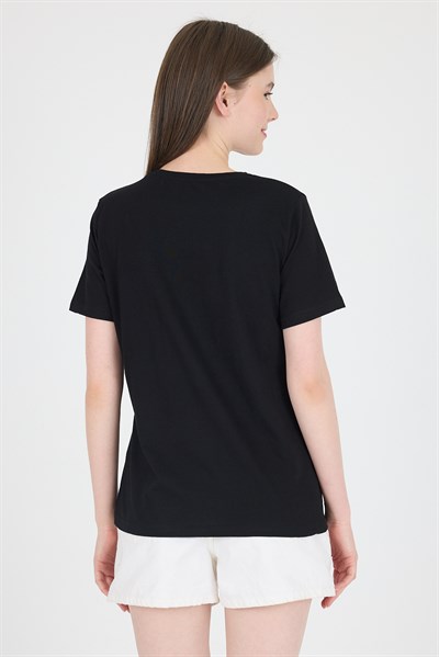 Siyah Ayıcık Nakışlı Regular Fit Tişört 252502