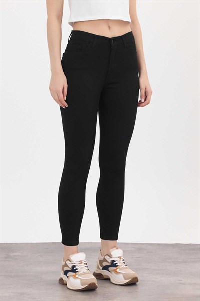 Siyah Dar Paça Skinny Pantolon 11013-1