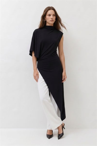 Siyah Dik Yaka Asimetrik Kesim Uzun Tunik 261659