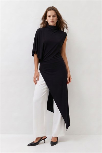 Siyah Dik Yaka Asimetrik Kesim Uzun Tunik 261659
