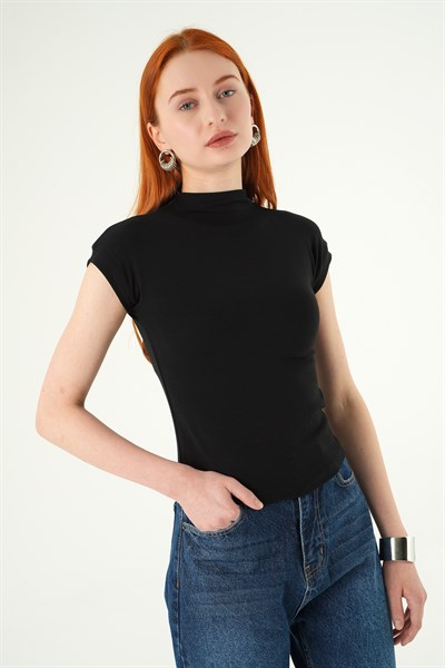 Siyah Dik Yaka Kısa Kol Body 8174A