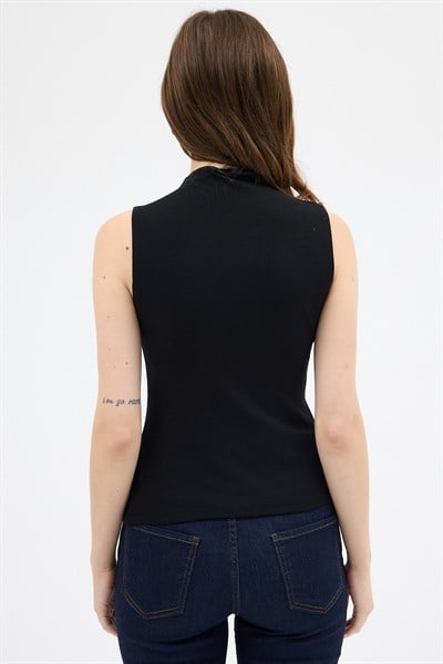 Siyah Kadın Kolsuz Yüksek Yaka Body 8155A