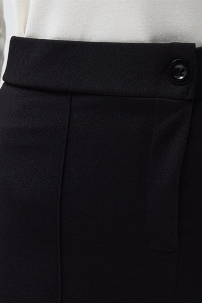 Siyah Straight/Düz Kesim Yüksek Bel Nervür Dikişli Örme Pantolon TCR-6873A