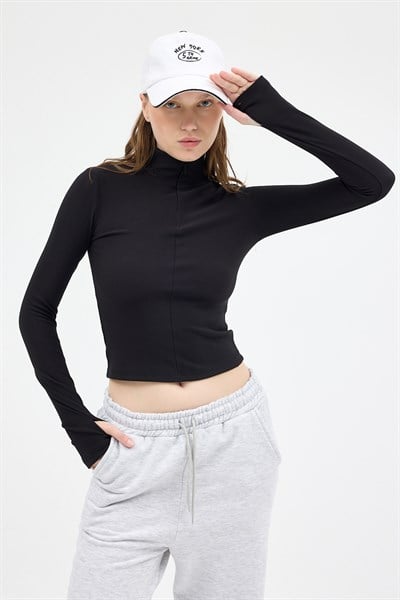Siyah Yarım Balıkçı Yaka Fermuarlı Body 2447