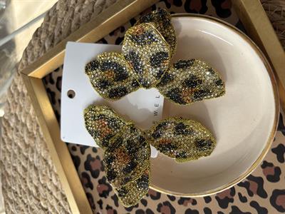 Leopar Desenli Parlak Çiçek Küpe