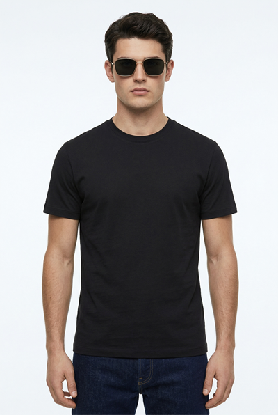 Noir Essential Air Tee