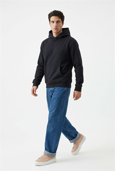 Noir Essential Hoodie 