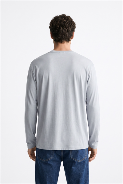 Noir Essential Long Sleeve Tee