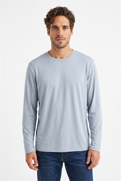 Noir Essential Long Sleeve Tee