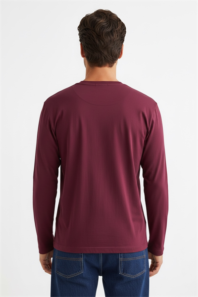 Noir Essential Long Sleeve Tee
