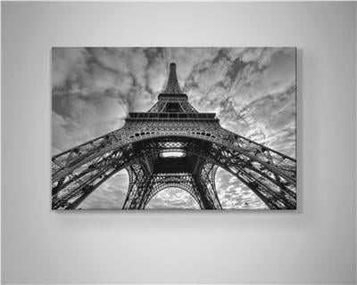 Paris’in Çelikten Şiiri Eyfel Kulesi