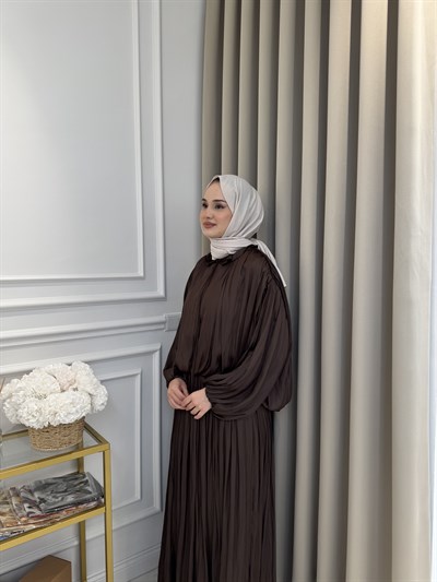 ALMARWAH Saten Etek Takım Kahverengi