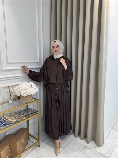ALMARWAH Saten Etek Takım Kahverengi