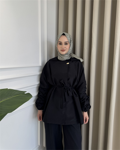 Kol ve Sırt Büzgülü Ceket Siyah