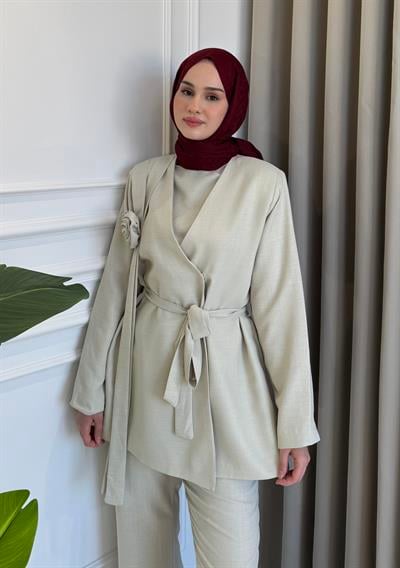 Gül Detaylı Blezar Takım Taş