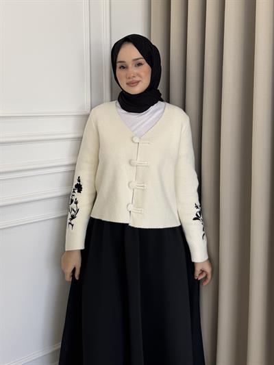 Nakışlı Kaşe Ceket Beyaz