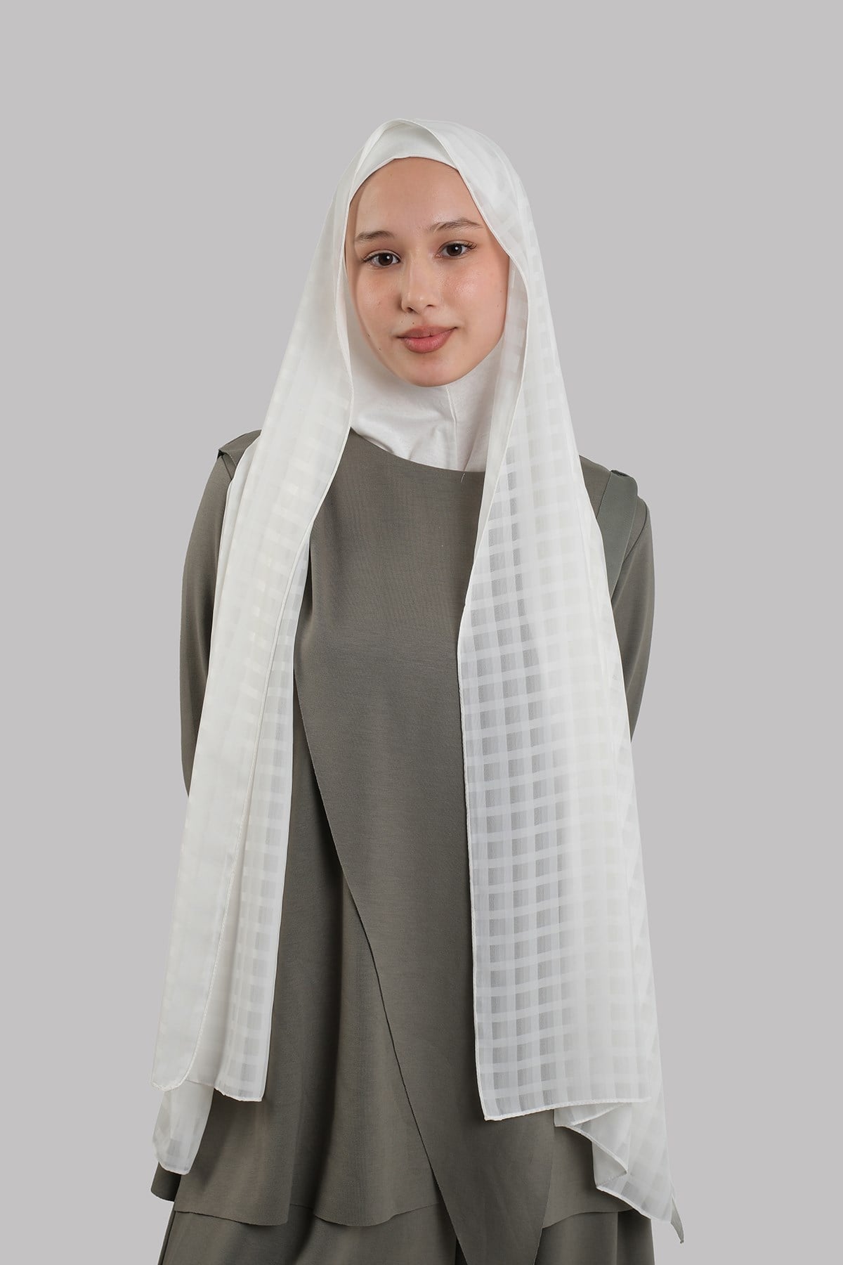 Krem Pratik Hazır Geçmeli Şal Desenli Şifon Hijab Boneli 2415_40