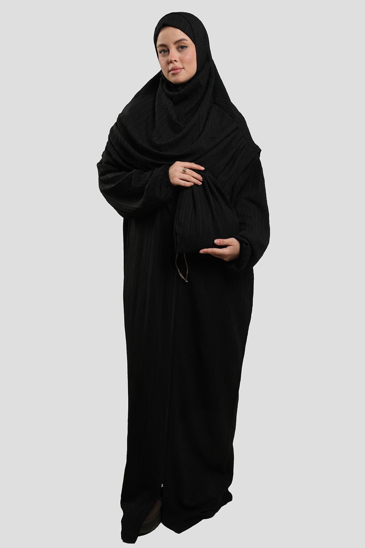 Siyah İki Parça Fermuarlı Namaz Elbisesi Dokuma Kendinden Desenli 2516_01