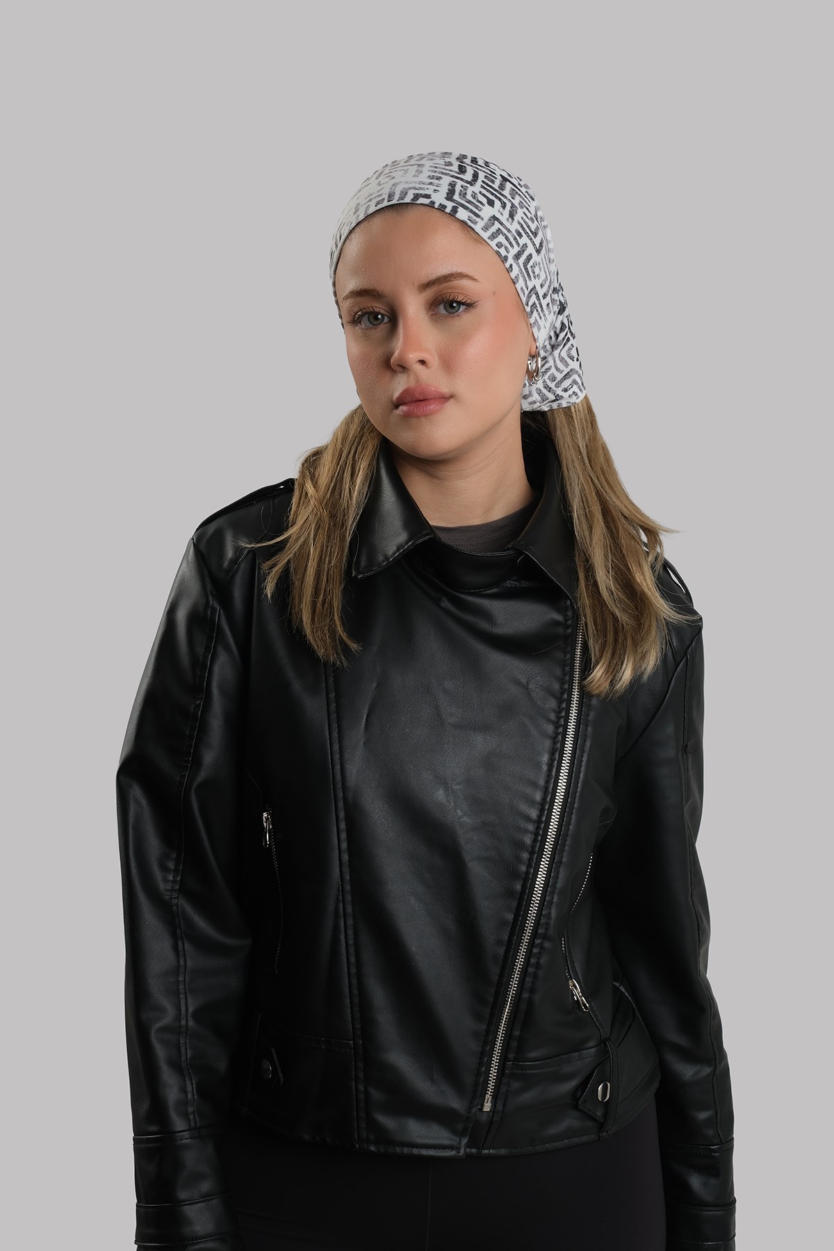Siyah Pratik Hazır Geçmeli Buff Bandana Sandy Desenli Boru Bone 2418_01
