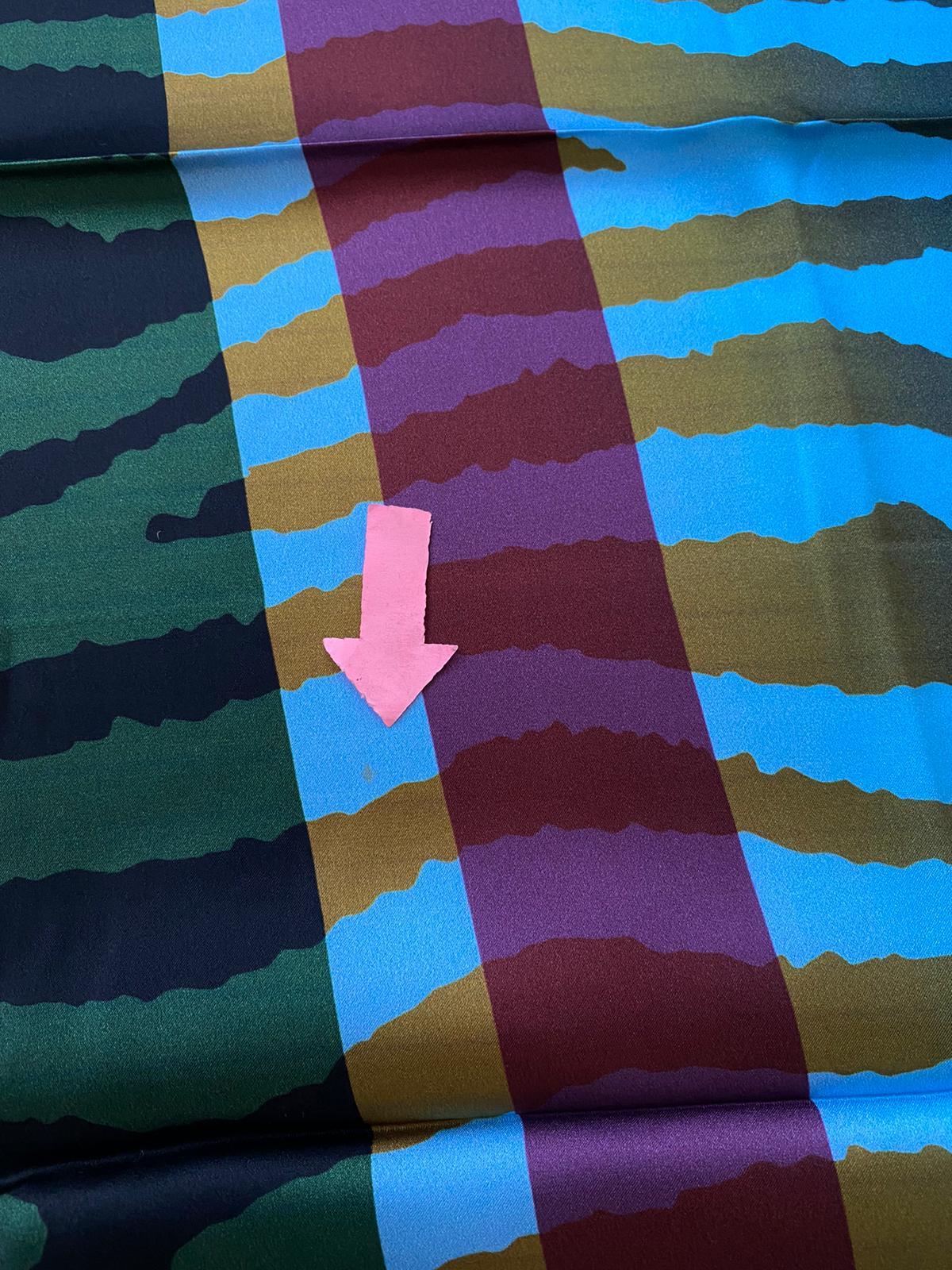 Defolu Şık Bordo Zebra Desenli İpek Sura Eşarp