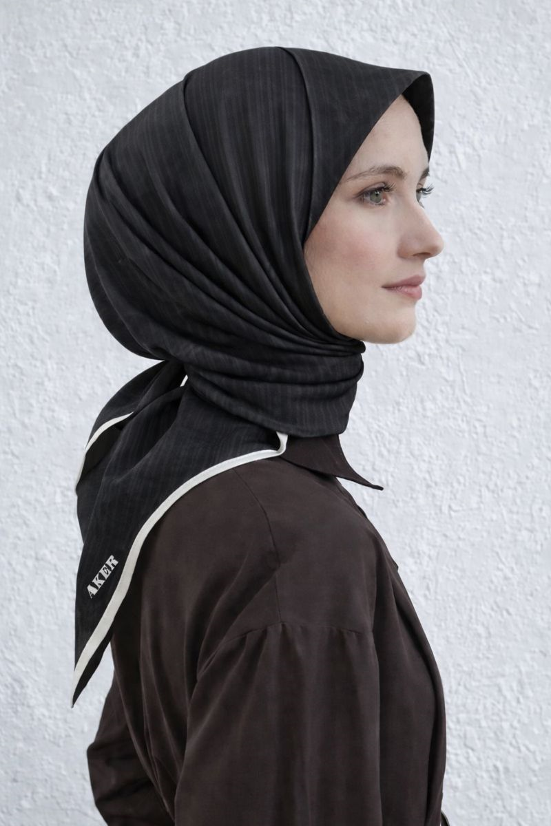 Aker Jakarlı Sura İpek Eşarp 7208404 - 312 SYR53002 Siyah Çizgi Desen