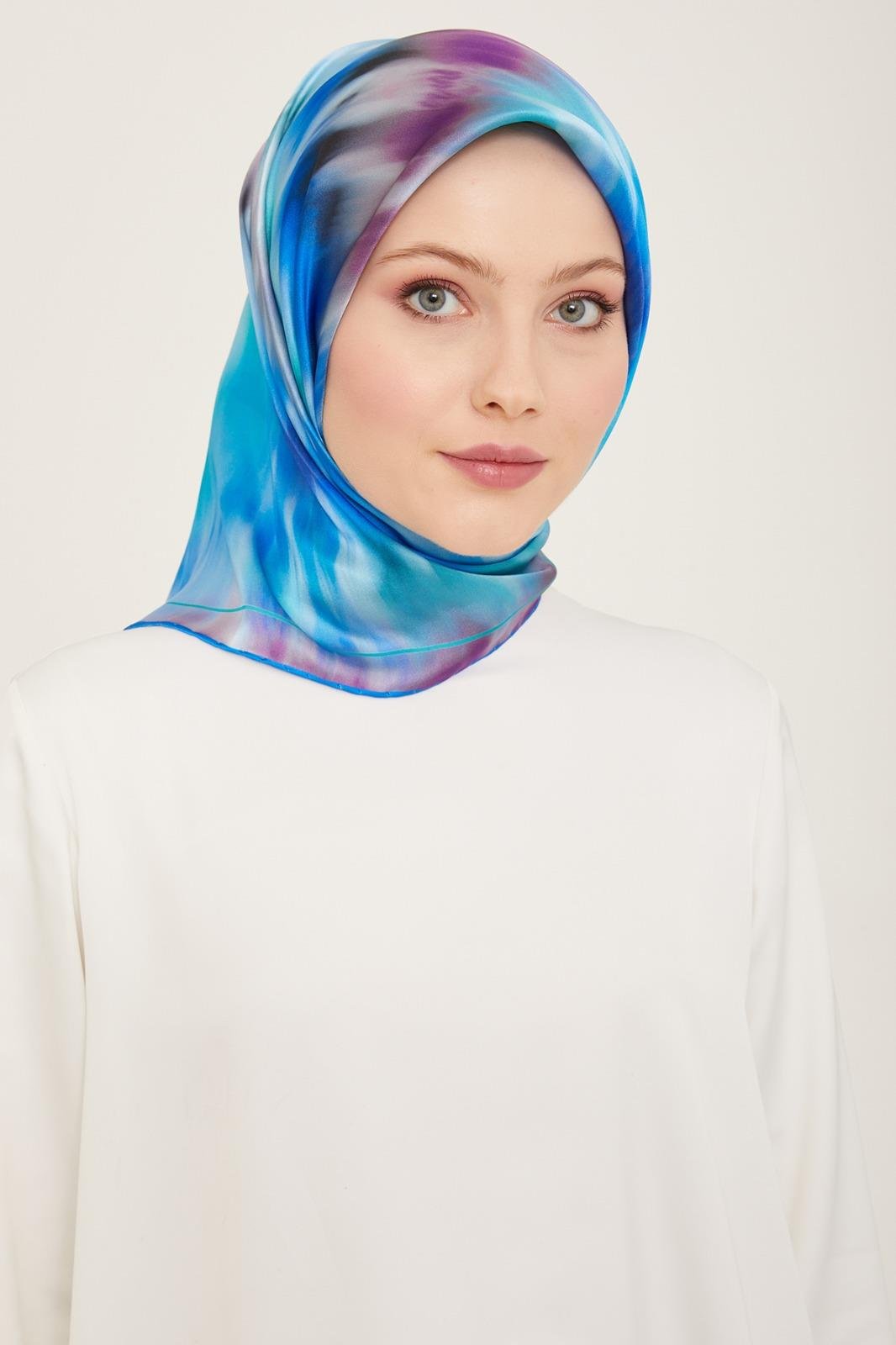 Armine Mavi Mor Batik Desen Lüks Sura İpek Şal