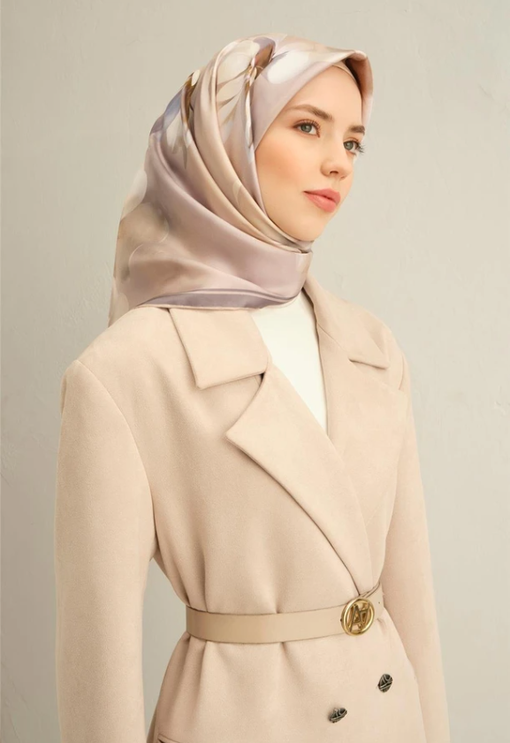 Armine Nostalji Sura İpek Eşarp IST 9305-06  Gri Çiçek Desen