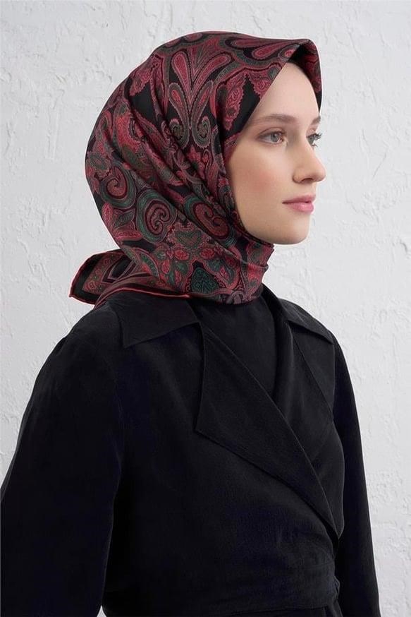 Armine Nostalji Sura Saf İpek 9421 87 Kırmızı Siyah Etnik  Desen 