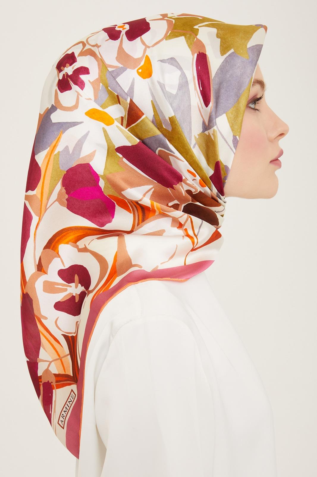 Armine Pastel Çiçek Desenli Sura İpek Eşarp