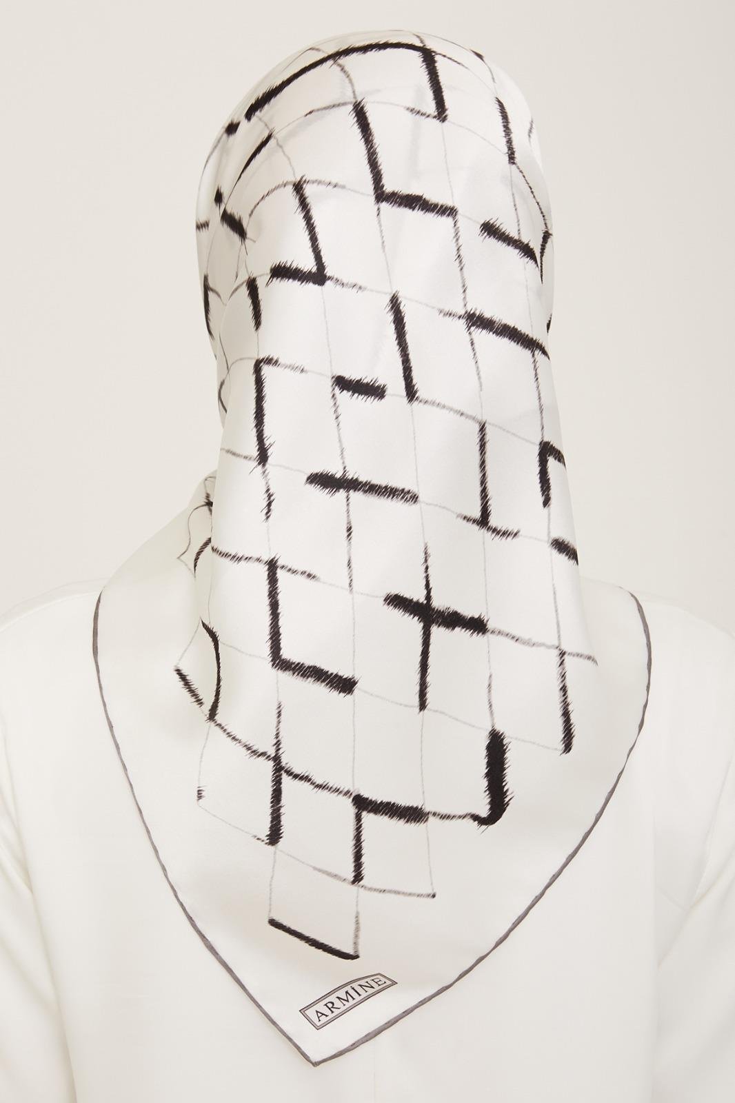 Armine Siyah Beyaz Geometrik Desenli Tivil İpek Şık Eşarp