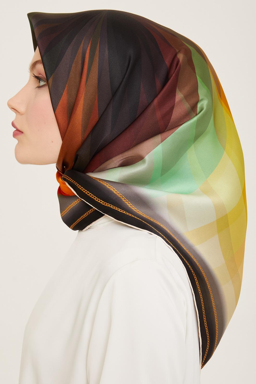 Armine Lüks Holografik Tivil İpek Geometrik Desenli Eşarp Siyah Kırmızı