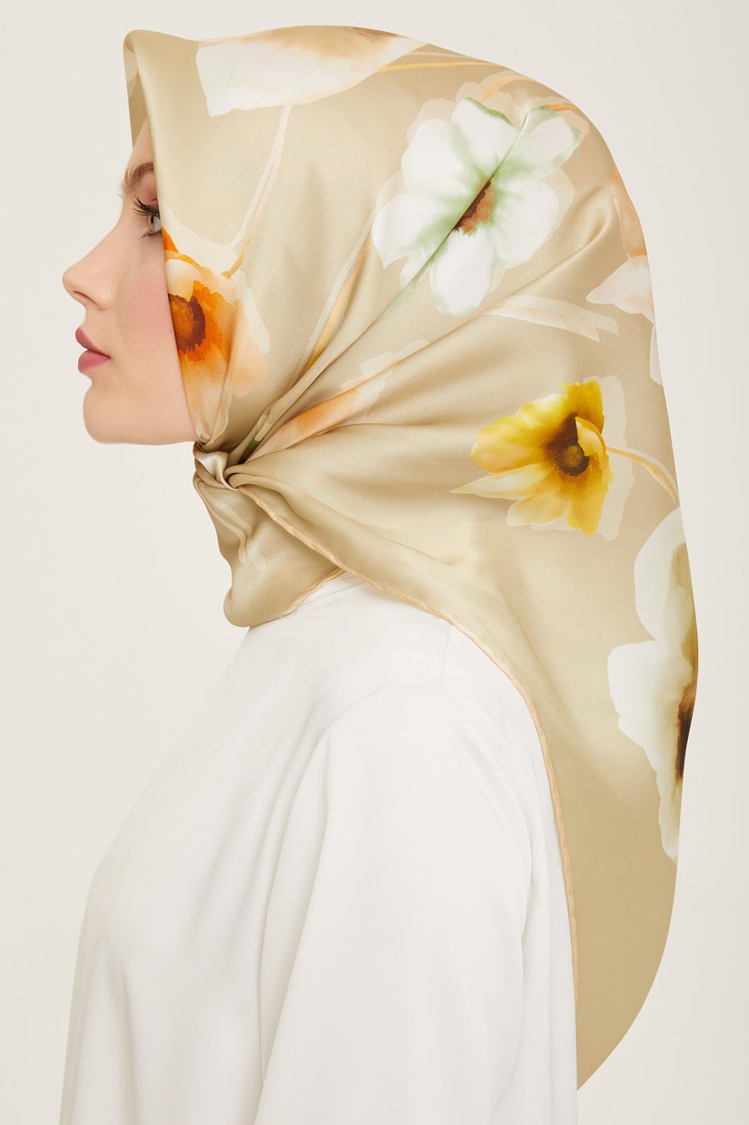Armine Pastel Yeşil Çiçekli İpek Sura Eşarp
