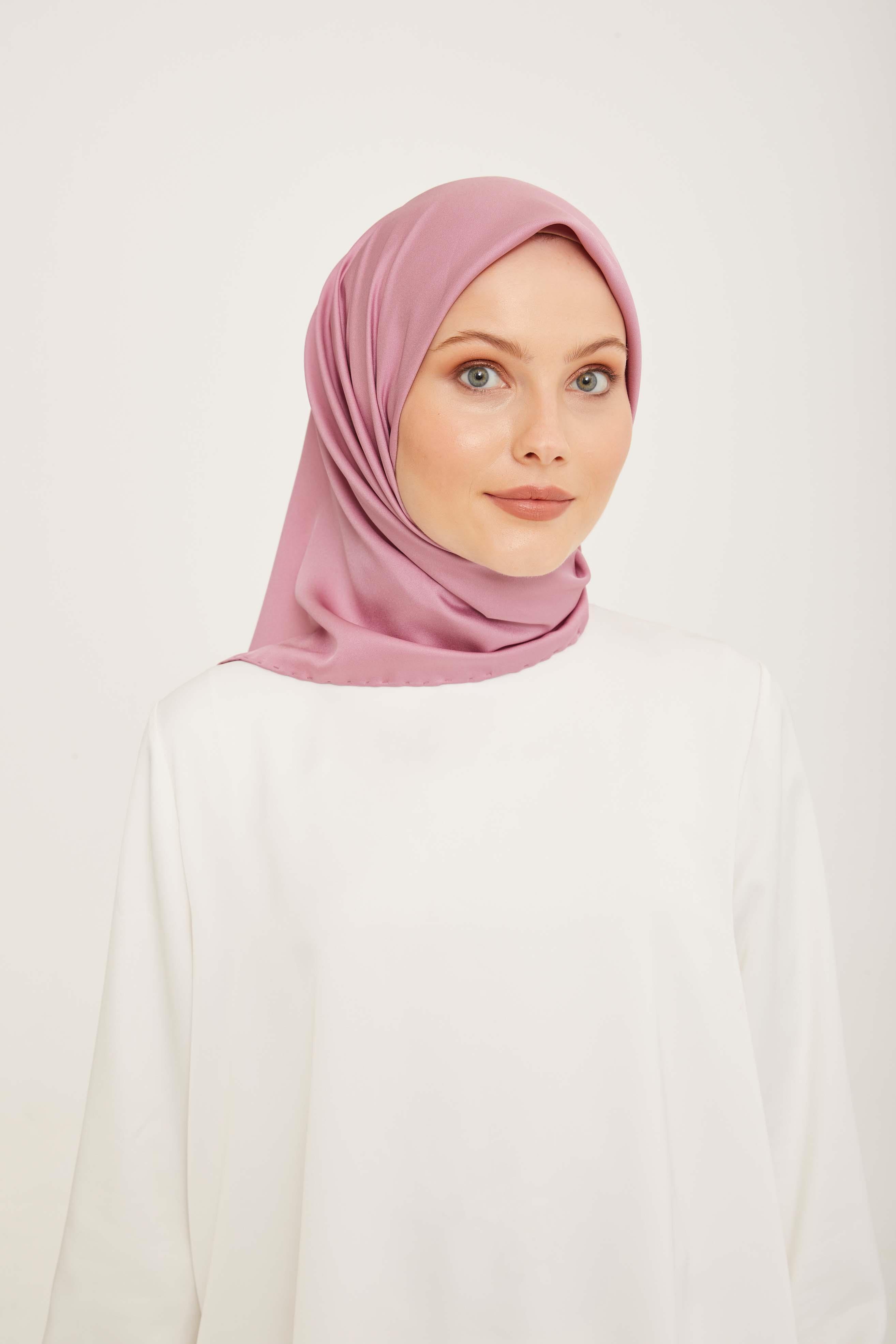 Gül Kurusu Şık Fon Eşarp Elegan Stili