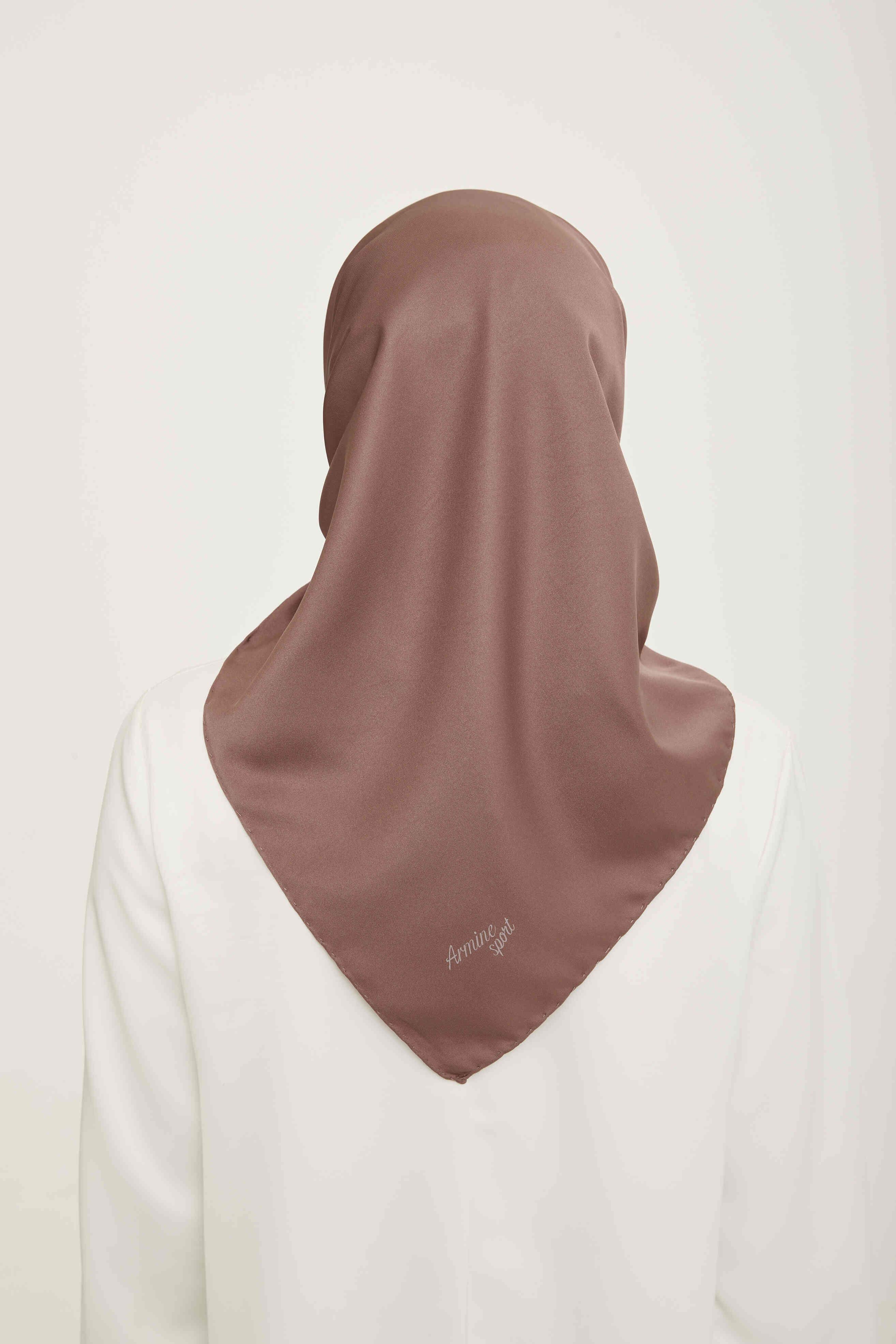 Armine Açık Kahve Düz Fon Şık Eşarp