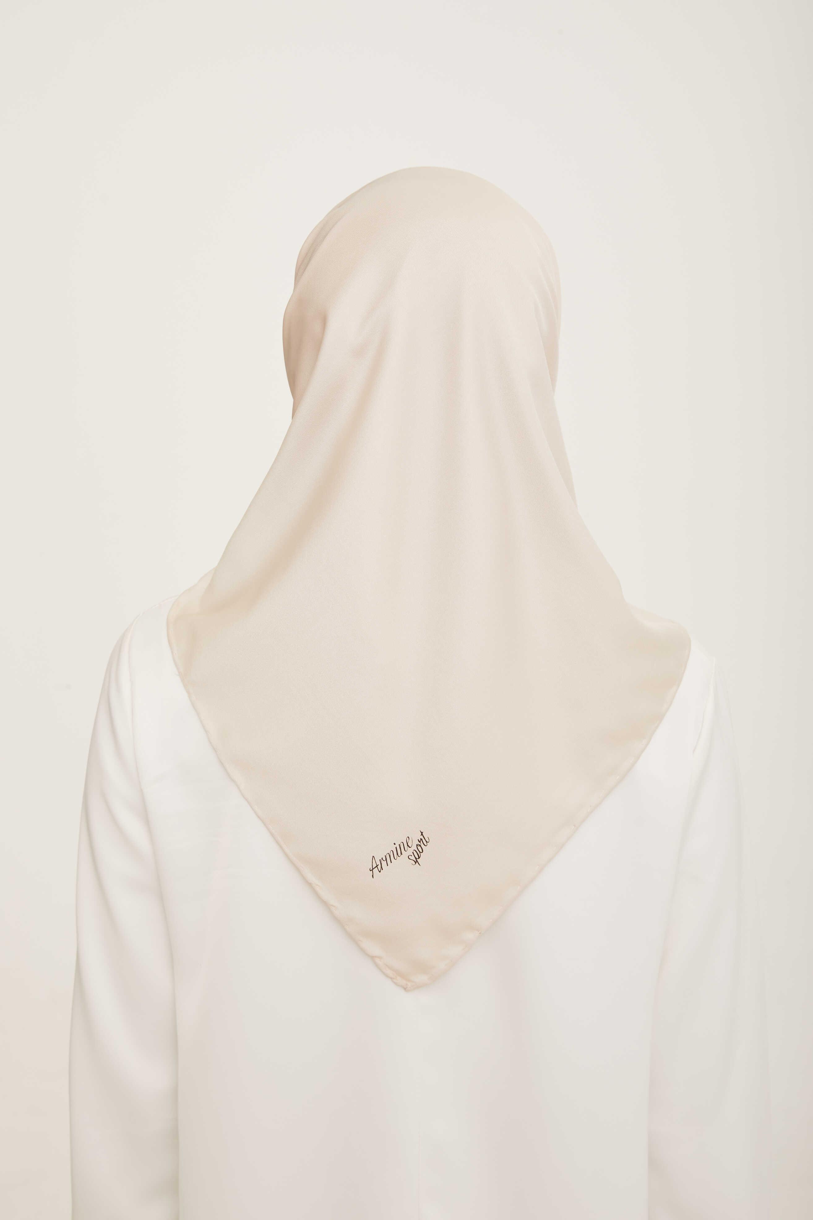 Bej Renkli Armine Spor Fon Eşarp Modern Tasarım