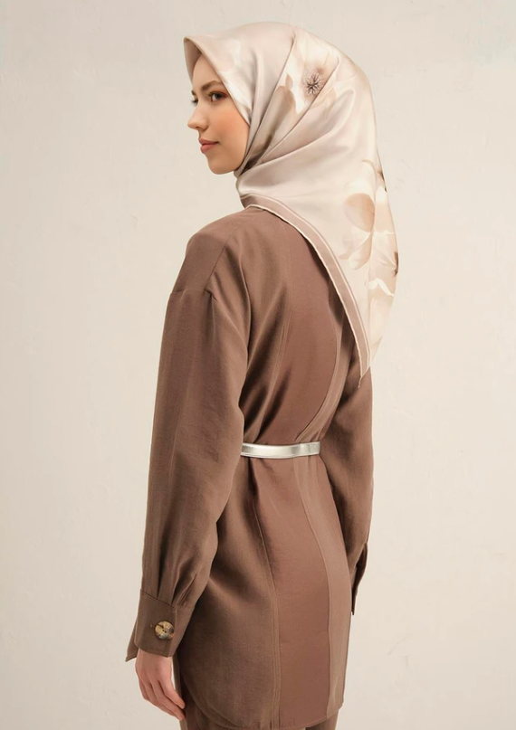Armine Sura İpek Eşarp 9305-05 Vizon Karışık Desen 