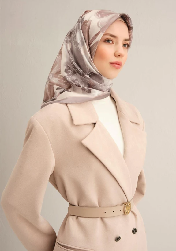 Armine Sura İpek Eşarp 9318-83 Gri  Karışık Desen 