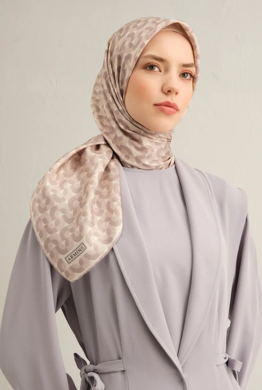 Armine Sura İpek Eşarp 9321-83 Gri Karışık Desen 