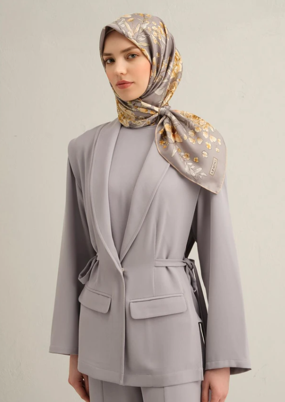 Armine Sura İpek Eşarp 9347-52 Gri Karışık Desen 