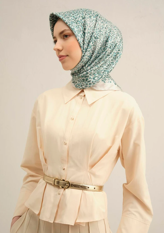 Armine Sura İpek Eşarp 9352-09 Yeşil Karışık Desen 