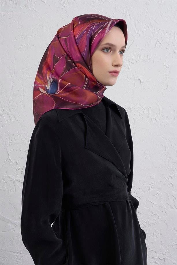 Armine Sura Saf İpek Eşarp 9406-51 Pembe Karışık Desen