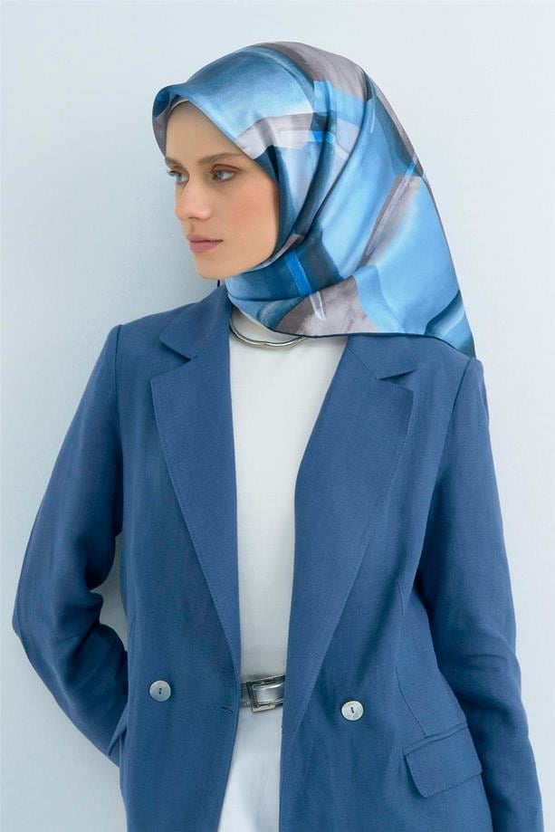 Armine Sura Saf İpek Eşarp 9510 - 52 Mavi Gri  Pastel Desen