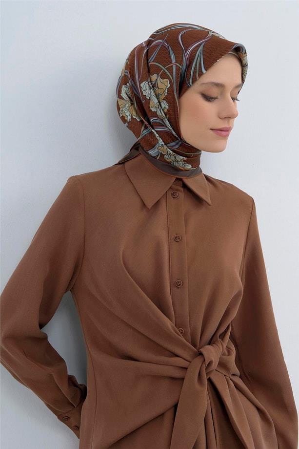 Armine Sura Saf İpek Eşarp 9512 - 54 Kahverengi Batik Desen
