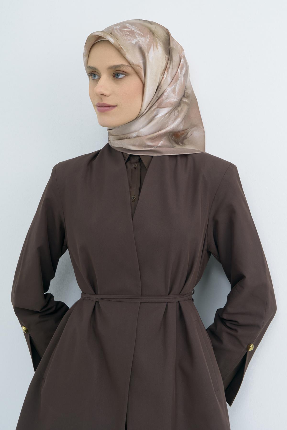 Armine Sura Saf İpek Eşarp 9515 - 37 Kahverengi Krem Pastel Çiçek Desen