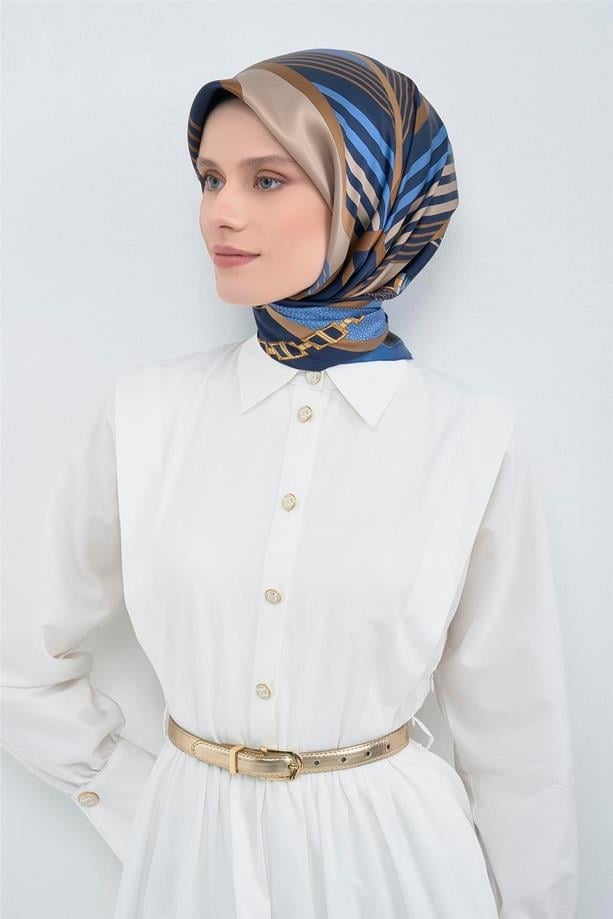Armine Sura Saf İpek Eşarp 9521 - 06 Lacivert Kahverengi Batik Desen